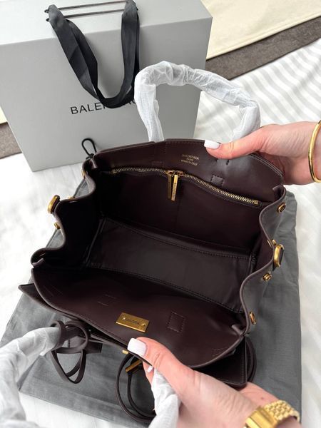 Модель в стилі Balenciaga bel air Chocolate Gold 24см P18030 фото