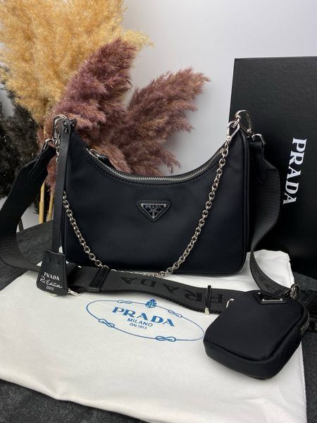 Модель в стилі Prada Black Р4001 фото