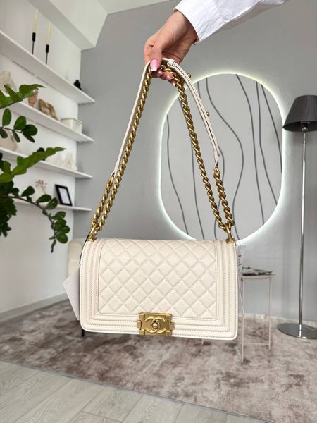 Модель в стилі Chanel Boy Beige Gold P10162 фото