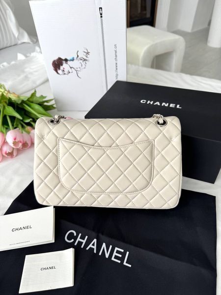 Модель в стилі Chanel Beige Silver P10138 фото