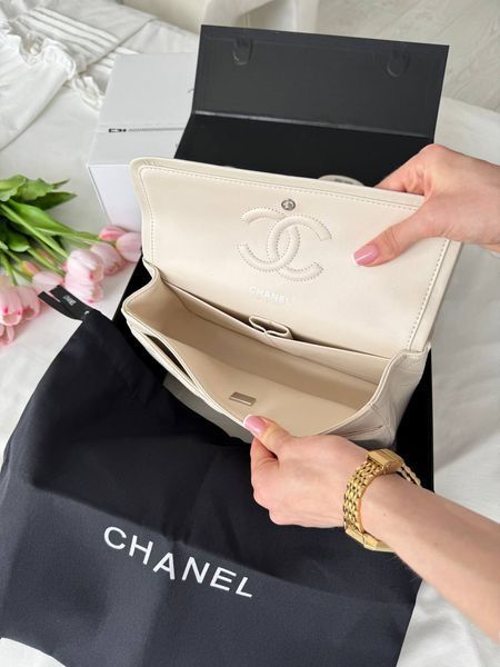 Модель в стилі Chanel Beige Silver P10138 фото