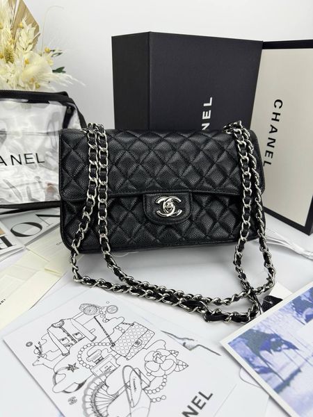 Модель в стилі Chanel Black Silver Texture (з косметичкою) 23см P10094 фото