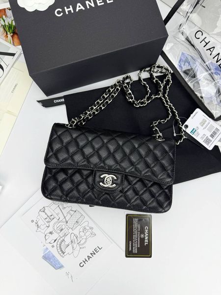 Модель в стилі Chanel Black Silver Texture (з косметичкою) 23см P10094 фото