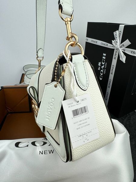 Модель в стилі Coach White Logo 27 см  Р9022 фото