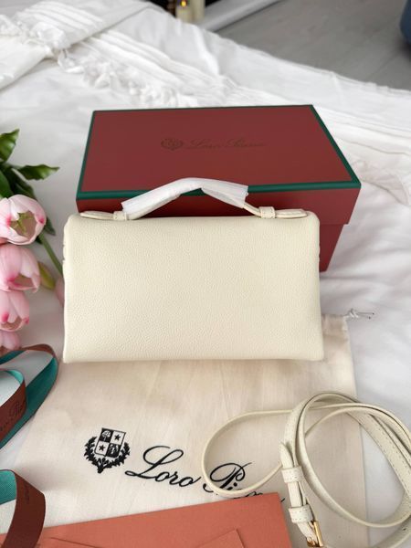 Сумка в стилі Loro Piana Milk Gold P21006 фото
