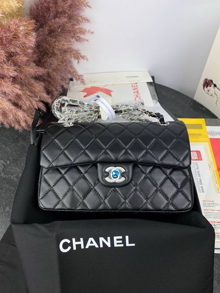 Модель в стилі Chanel Black 23 см P10008 фото
