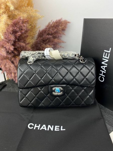 Модель в стилі Chanel Black 23 см P10008 фото