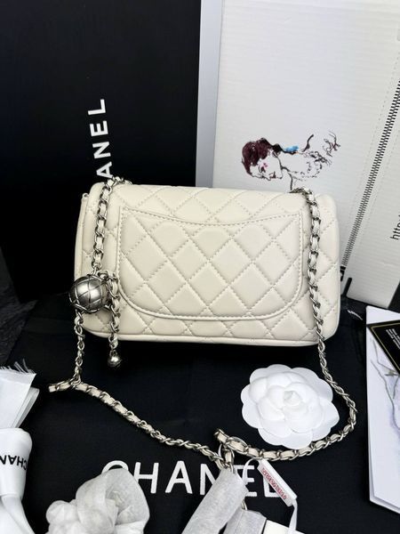 Модель в стилі Chanel Beige Silver 20 см P10024 фото