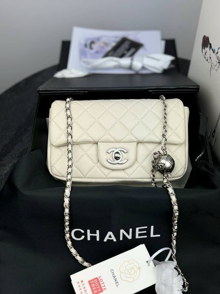 Модель в стилі Chanel Beige Silver 20 см P10024 фото