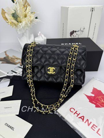 Модель в стилі Chanel Black Gold Texture P10095 фото