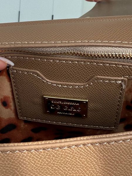Модель в стилі Dolce&Gabbana Beige 25 см 113-2 фото
