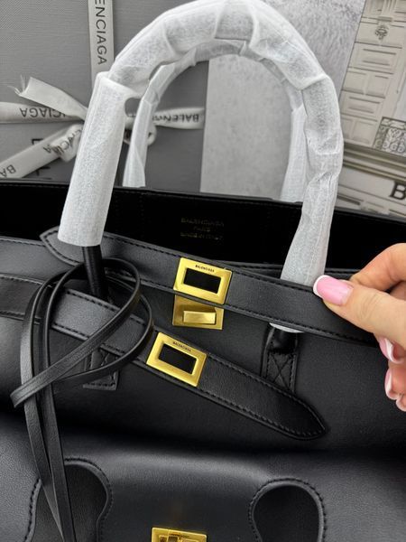 Модель в стилі Balenciaga bel air Black Gold P18013 фото