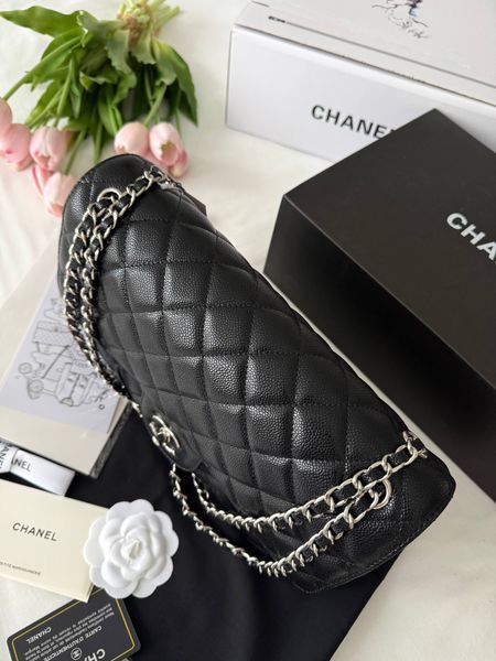 Модель в стилі Chanel Black Silver Texture 30 см P10177 фото
