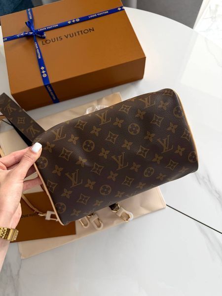 Модель в стилі Louis Vuitton Speedy Bandouliere 25 P1086 фото