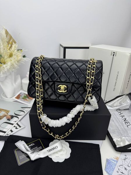 Модель в стилі Chanel Black Gold (з косметичкою) P10097 фото