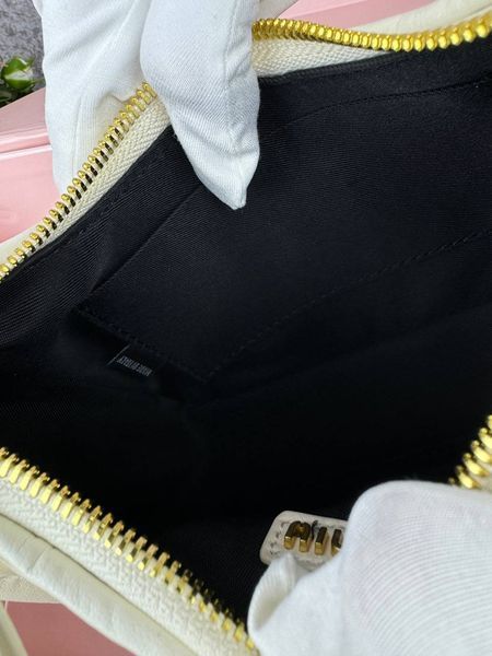Сумка в стилі Miu Miu Milk P17005 фото