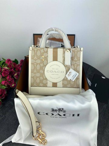 Сумка в стилі Coach Milk P9018 фото