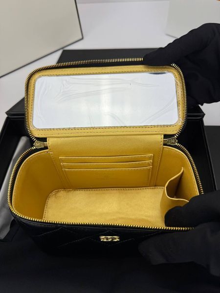 Модель в стилі Chanel Black Gold 17см P10089 фото