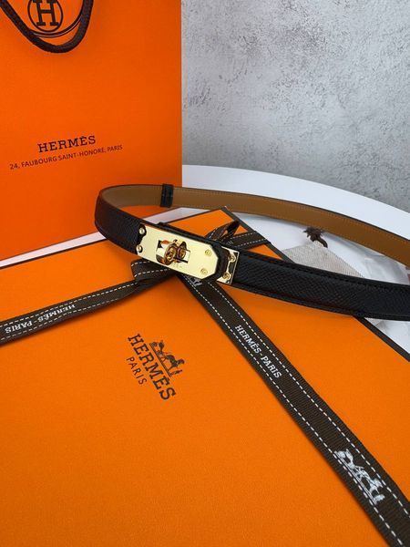 Модель в стилі Hermes Black R0021 фото