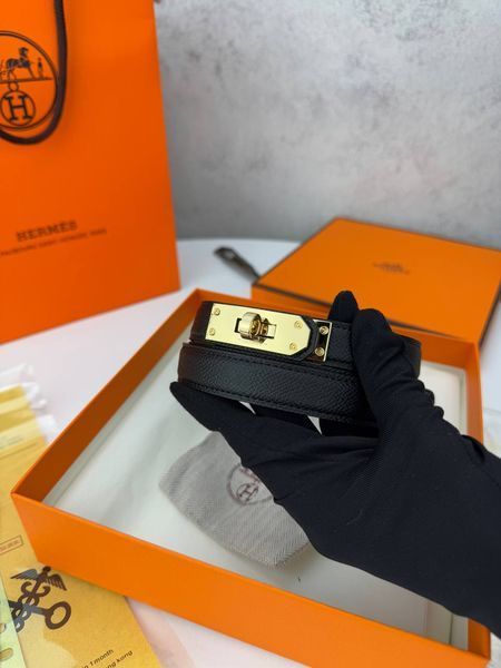 Модель в стилі Hermes Black R0021 фото
