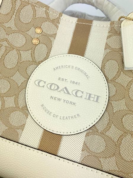 Сумка в стилі Coach Milk P9018 фото