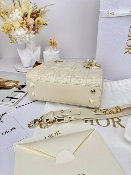 Сумка в стилі Dior Lady Beige Gold P6055 фото