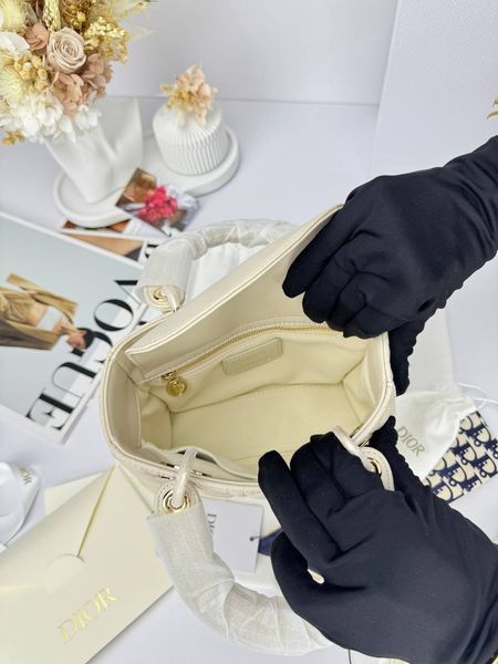 Сумка в стилі Dior Lady Beige Gold P6055 фото