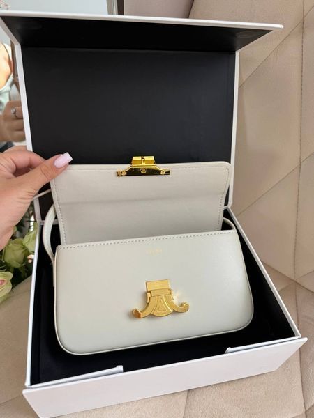 Модель в стилі Celine Milk 20 см 115-1 фото