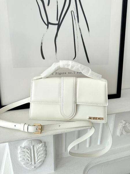 Модель в стилі Jacquemus White 25см P12003 фото