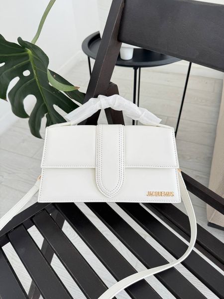 Модель в стилі Jacquemus White 25см P12003 фото