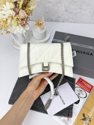Модель в стилі Balenciaga Milk Silver P18017 фото