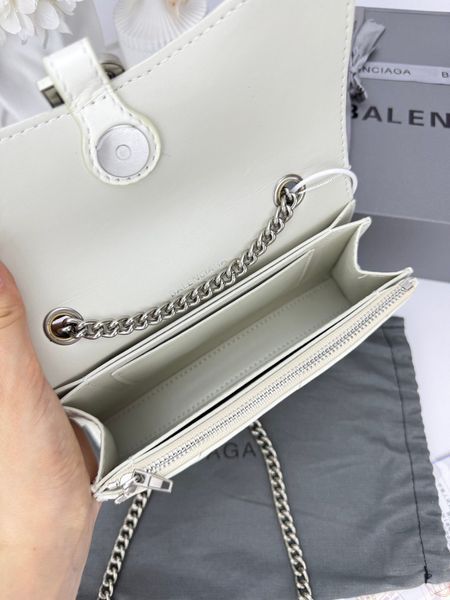 Модель в стилі Balenciaga Milk Silver P18017 фото
