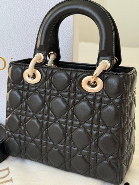 Модель в стилі Dior Lady Black Gold 20см 138-1 фото