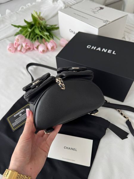 Модель в стилі Chanel Backpack Black Gold Texture P10136 фото