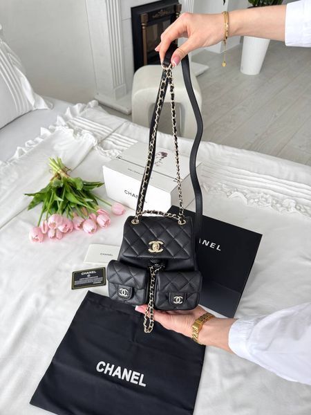 Модель в стилі Chanel Backpack Black Gold Texture P10136 фото