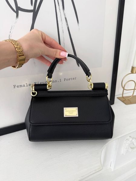 Модель в стилі Dolce & Gabbana Black 20см P19010 фото