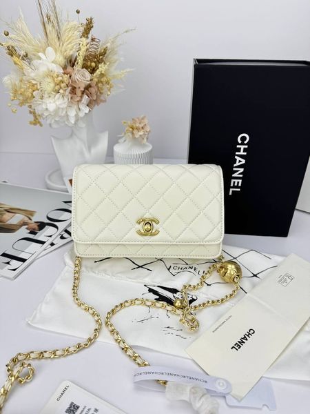 Модель в стилі Chanel Milk Gold P10112 фото