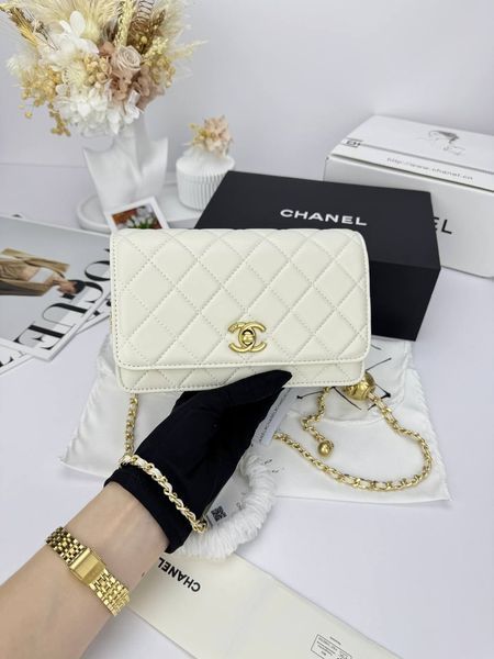 Модель в стилі Chanel Milk Gold P10112 фото