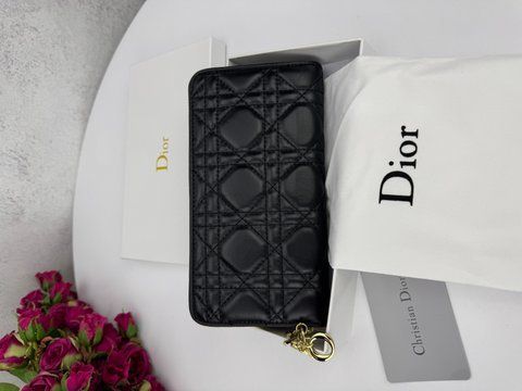 Модель в стилі Dior Black Gold W0049 фото