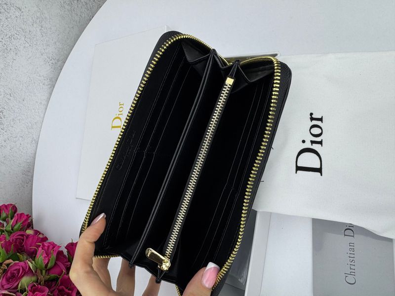 Модель в стилі Dior Black Gold W0049 фото