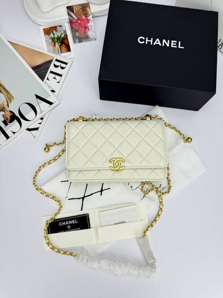 Модель в стилі Chanel Milk Gold P10118 фото