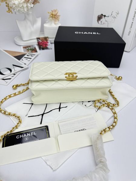 Модель в стилі Chanel Milk Gold P10118 фото