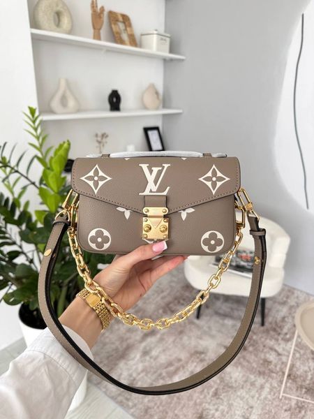 Сумка в стилі Louis Vuitton Pochette Metis East West Beige P1043 фото