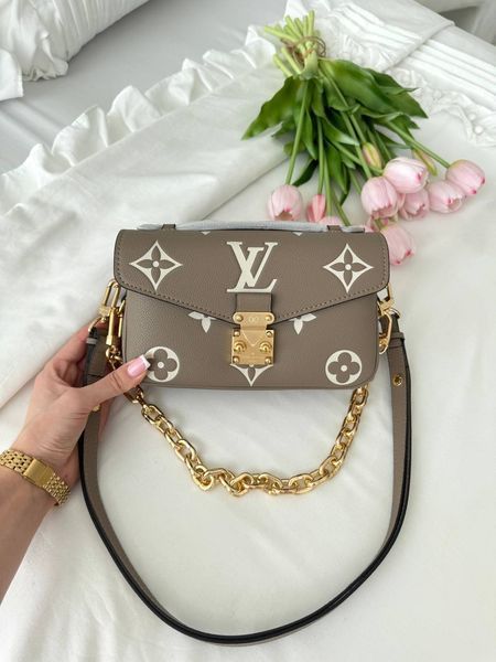 Сумка в стилі Louis Vuitton Pochette Metis East West Beige P1043 фото