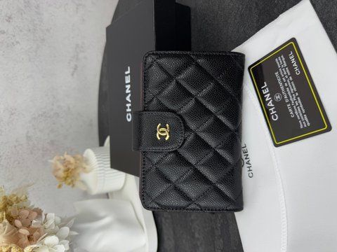 Модель в стилі Chanel Black Gold Texture W0055 фото