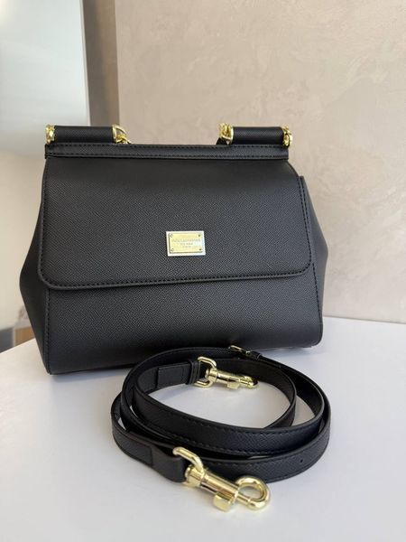 Модель в стилі Dolce&Gabbana Black 25 см 113-3 фото