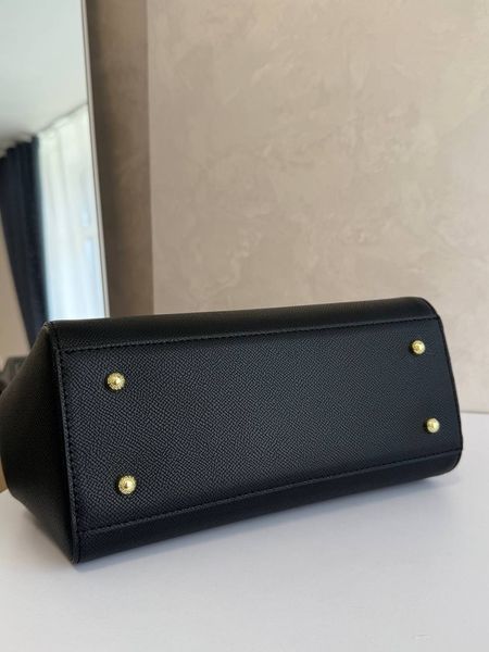 Модель в стилі Dolce&Gabbana Black 25 см 113-3 фото