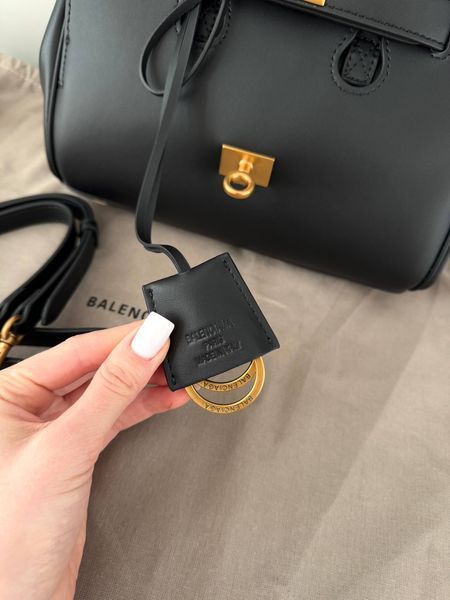 Модель в стилі  Balenciaga bel air Black Gold 24см  P18020 фото