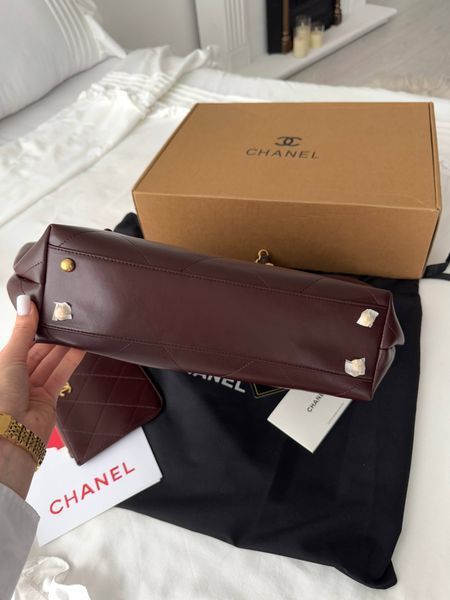 Модель в стилі Chanel Chocolate Gold P10171 фото