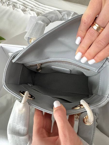 Модель в стилі  Dior Lady Grey Gold 20 см P6069 фото